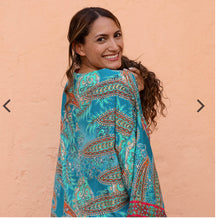 Load image into Gallery viewer, Turquoise kimono jacket
